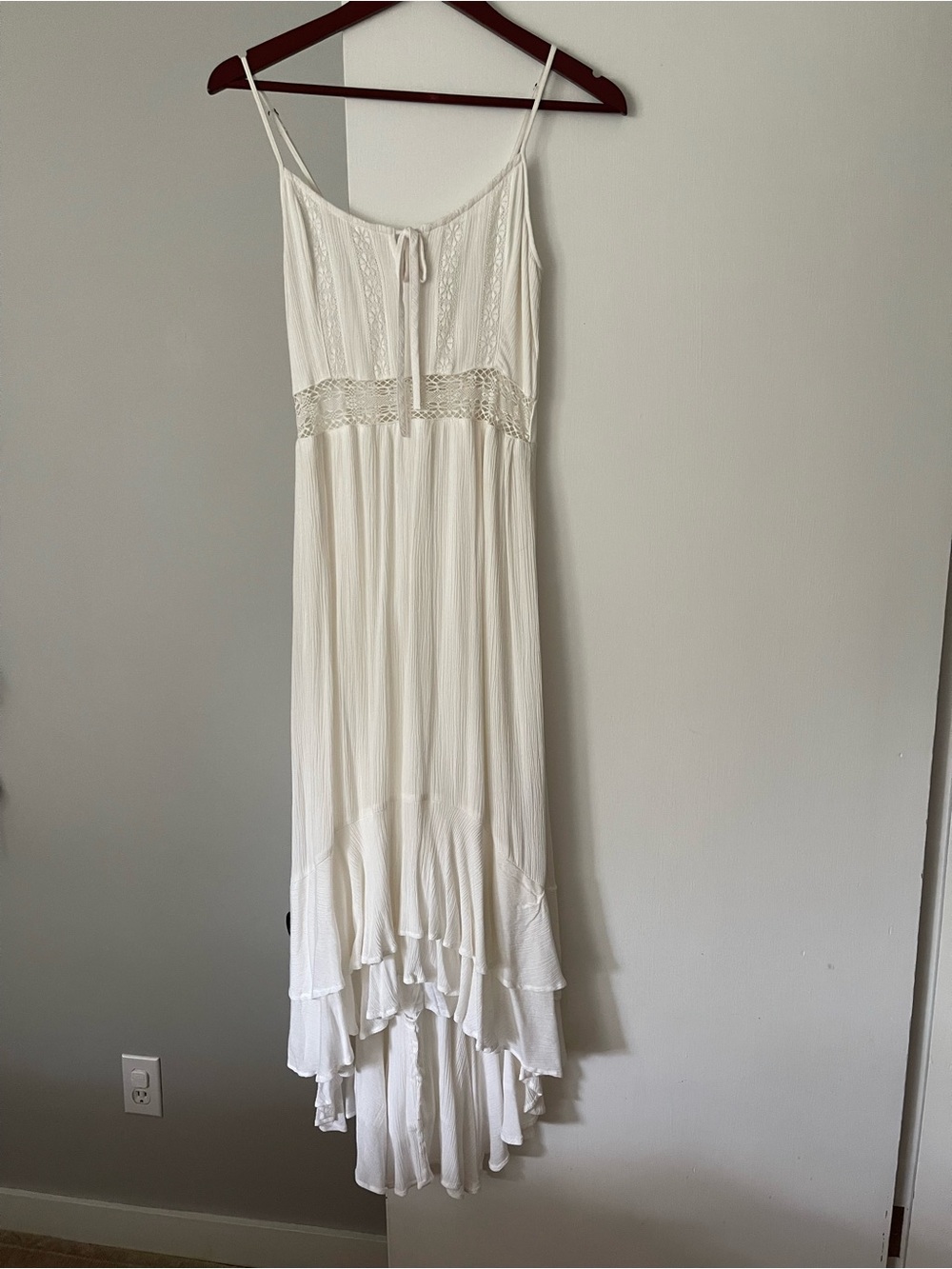 Abercrombie & Fitch Cream High-Low Maxi Dress with Lace Waist